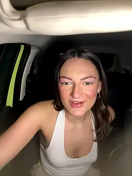 Snapshot of MiaLovesxx chatting on January 11, 2026, 5:31 pm MiaLovesxx online show from January 11, 2026, 5:31 pm