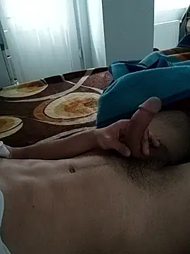 gokmenxl online show from January 11, 2026, 12:34 pm