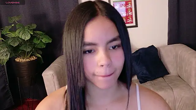 SofiaMante  online show from January 16, 2026, 1:15 pm