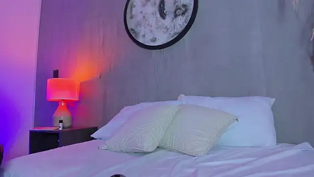 scarlett rosse x online show from April 12, 2026, 9:01 am