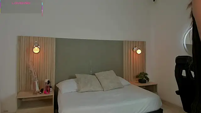 scarlett rosse x online show from February 7, 2026, 2:08 am