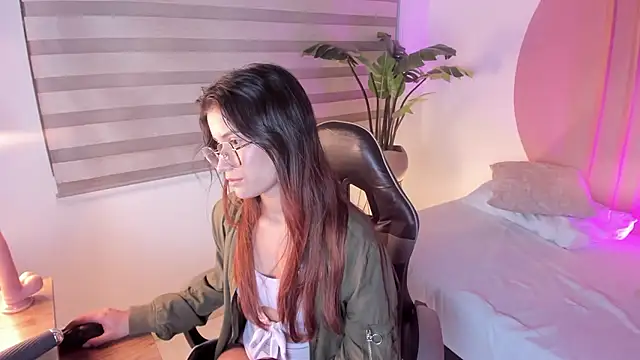 Snapshot of scarlett_rosse_x chatting on January 12, 2026, 2:24 pm scarlett rosse x online show from January 12, 2026, 2:24 pm