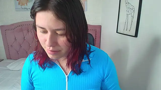 Snapshot of azul_veraa chatting on January 10, 2026, 12:22 pm azul veraa online show from January 10, 2026, 12:22 pm