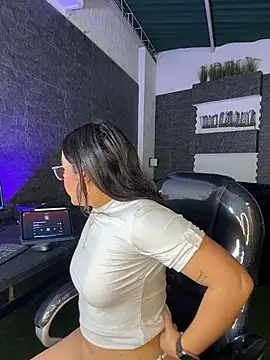 FireDollx online show from March 10, 2026, 4:38 am