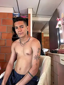 dani sex1  online show from August 5, 2026, 9:09 pm