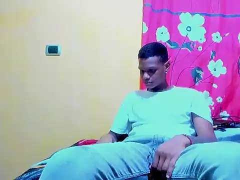 aunstin mohamme online show from February 27, 2026, 2:23 am