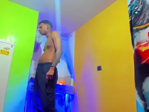 aunstin mohamme online show from February 6, 2026, 7:43 pm