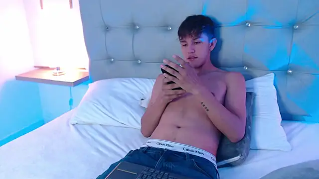 Snapshot of johnny_blake_ chatting on January 13, 2026, 6:45 pm johnny blake online show from January 13, 2026, 6:45 pm