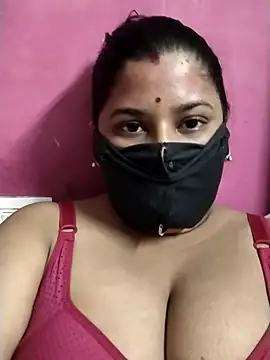 pinkisaha75 online show from May 15, 2026, 5:11 pm