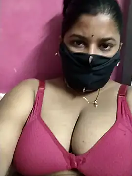 pinkisaha75 online show from May 23, 2026, 5:01 pm