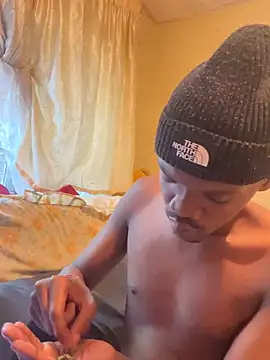 BigAndBeaut online show from February 9, 2026, 7:39 am