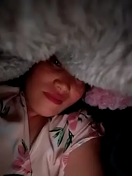 yu--yo online show from April 2, 2026, 2:35 pm