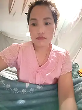 yu--yo online show from May 9, 2026, 2:26 am