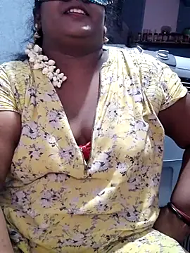 Snapshot of divyasree1431 chatting on June 9, 2026, 2:51 pm divyasree1431 online show from June 9, 2026, 2:51 pm
