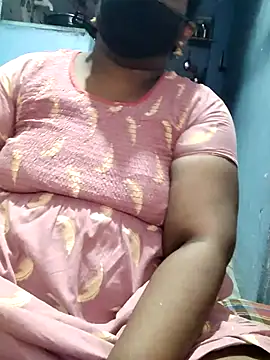 divyasree1431 online show from May 26, 2026, 5:11 pm