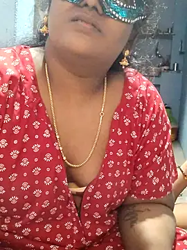 divyasree1431 online show from February 27, 2026, 5:57 pm