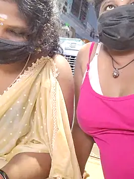 divyasree1431 online show from May 18, 2026, 3:17 pm