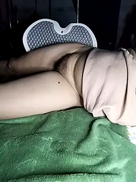 Snapshot of Zu_naa chatting on March 9, 2026, 7:34 am Zu naa online show from March 9, 2026, 7:34 am