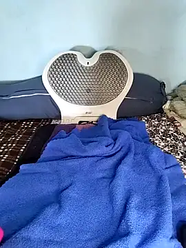 Snapshot of Zu_naa chatting on April 4, 2026, 5:41 pm Zu naa online show from April 4, 2026, 5:41 pm