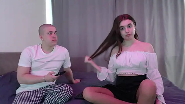 Eva Alex  online show from April 5, 2026, 2:18 am