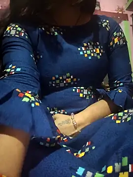 Snapshot of Nilam_cute chatting on April 11, 2026, 6:33 pm Nilam cute online show from April 11, 2026, 6:33 pm