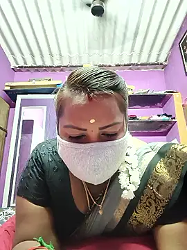 Snapshot of Tamil_Hot_Priya chatting on February 5, 2026, 3:57 am Tamil Hot Priya online show from February 5, 2026, 3:57 am