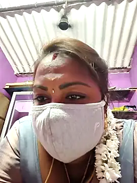 Snapshot of Tamil_Hot_Priya chatting on February 3, 2026, 6:33 am Tamil Hot Priya online show from February 3, 2026, 6:33 am