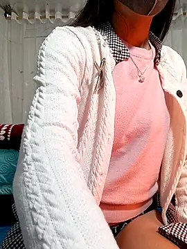 Snapshot of MilkShow chatting on January 13, 2026, 9:52 pm MilkShow online show from January 13, 2026, 9:52 pm