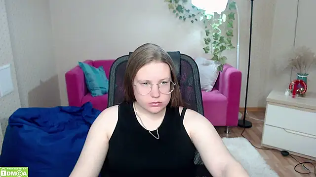 Snapshot of kuri_u chatting on February 5, 2026, 8:43 am kuri u online show from February 5, 2026, 8:43 am