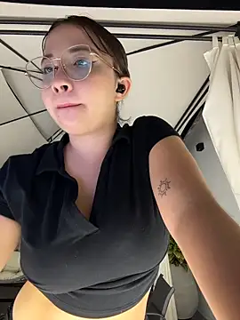 AliciaWhite nt online show from May 23, 2026, 1:48 am