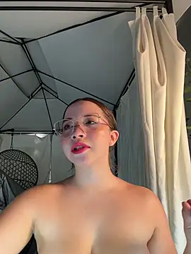 AliciaWhite nt online show from May 31, 2026, 1:11 am