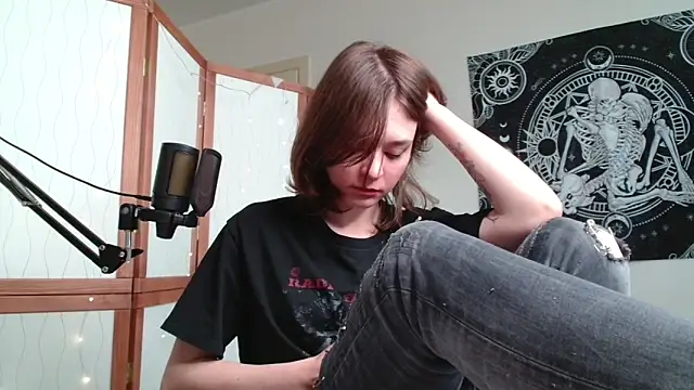 Mysterious Toy online show from March 21, 2026, 10:52 am