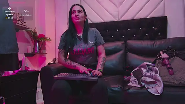 Scaarlett prince online show from February 27, 2026, 1:00 pm