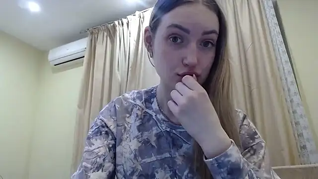 Snapshot of Eva_Harris chatting on January 11, 2026, 4:14 pm Eva Harris online show from January 11, 2026, 4:14 pm