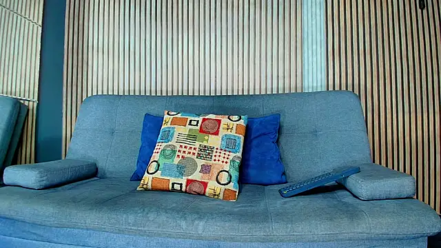 Snapshot of Atlas_desire chatting on February 20, 2026, 7:27 pm Atlas desire online show from February 20, 2026, 7:27 pm