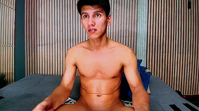 Snapshot of Atlas_desire chatting on February 3, 2026, 2:53 am Atlas desire online show from February 3, 2026, 2:53 am