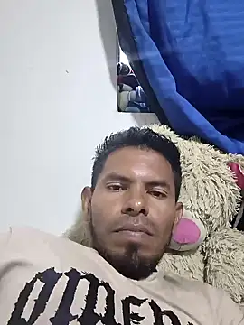 adambrosk 08 online show from January 7, 2026, 8:36 pm