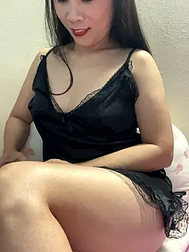 Snapshot of -Suka-a chatting on January 8, 2026, 4:57 pm -Suka-a online show from January 8, 2026, 4:57 pm