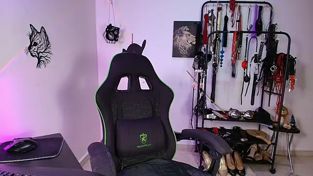 Snapshot of ariannaconnor_ chatting on March 30, 2026, 7:37 pm ariannaconnor online show from March 30, 2026, 7:37 pm