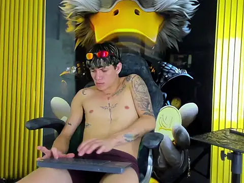 Snapshot of Sti_Sex_Boy chatting on January 10, 2026, 9:10 pm Sti Sex Boy online show from January 10, 2026, 9:10 pm