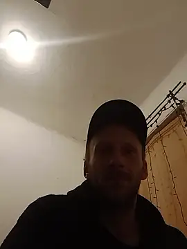 Snapshot of YeahDaynight2 chatting on January 13, 2026, 3:16 pm YeahDaynight2 online show from January 13, 2026, 3:16 pm