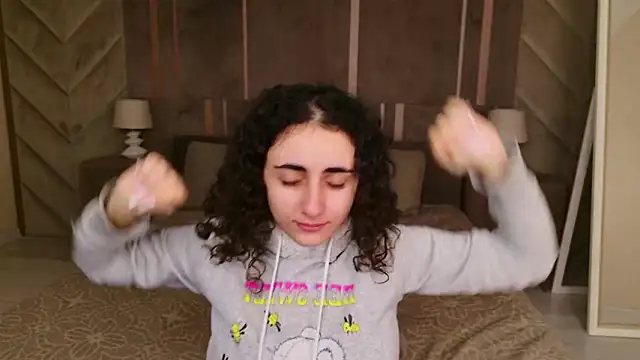 Snapshot of Susan_Fors chatting on March 16, 2026, 5:44 am Susan Fors online show from March 16, 2026, 5:44 am