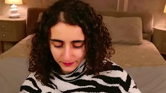 Snapshot of Susan_Fors chatting on March 7, 2026, 5:36 am Susan Fors online show from March 7, 2026, 5:36 am