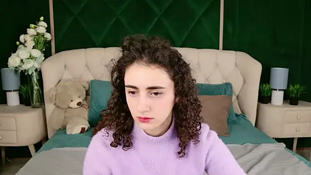 Snapshot of Susan_Fors chatting on March 14, 2026, 5:35 am Susan Fors online show from March 14, 2026, 5:35 am