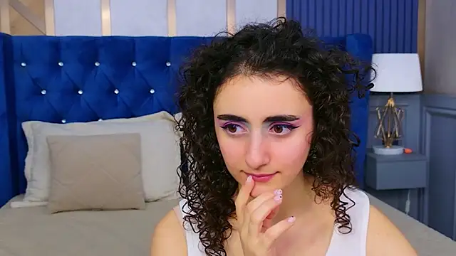 Snapshot of Susan_Fors chatting on April 5, 2026, 5:36 am Susan Fors online show from April 5, 2026, 5:36 am