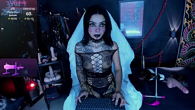Electra Darkk online show from May 23, 2026, 4:50 pm