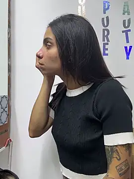 Electra Darkk online show from March 24, 2026, 4:18 pm