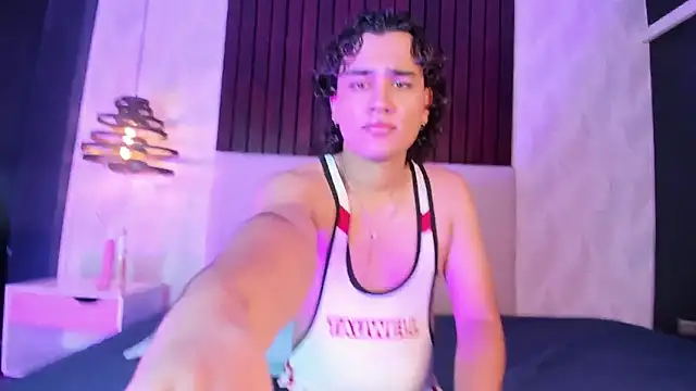 Snapshot of Fran_Smiths chatting on February 16, 2026, 7:45 pm Fran Smiths online show from February 16, 2026, 7:45 pm