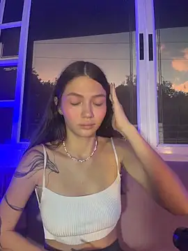 EmmaJhoons online show from January 17, 2026, 11:36 am