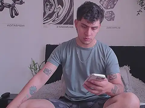 ThiagoRiver  online show from January 8, 2026, 7:20 pm